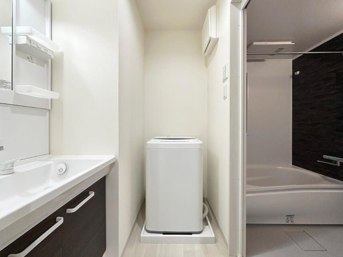 Bhotel Yutori - Spacious 2Br Apartment Very Near The Station Ономити Экстерьер фото